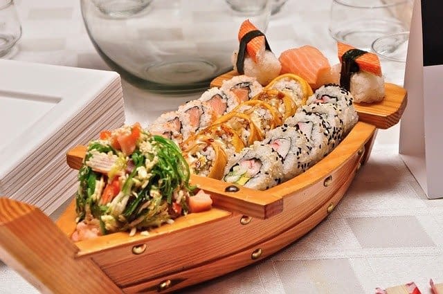 A sushi lunch at a golf course in Japan